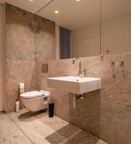 Scandinavian Premium Atelier - Spacious Comfort