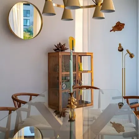 Scandinavian Premium Atelier - Spacious Comfort *