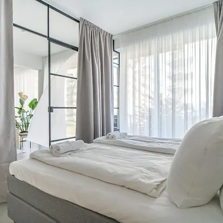 Scandinavian Premium Atelier - Spacious Comfort