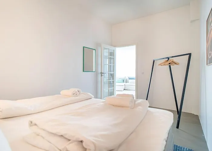 Апартаменты Scandinavian Premium Atelier - Spacious Comfort Копенгаген