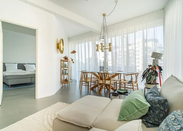 Апартаменты Scandinavian Premium Atelier - Spacious Comfort *