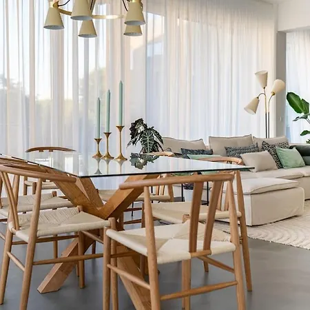Scandinavian Premium Atelier - Spacious Comfort *